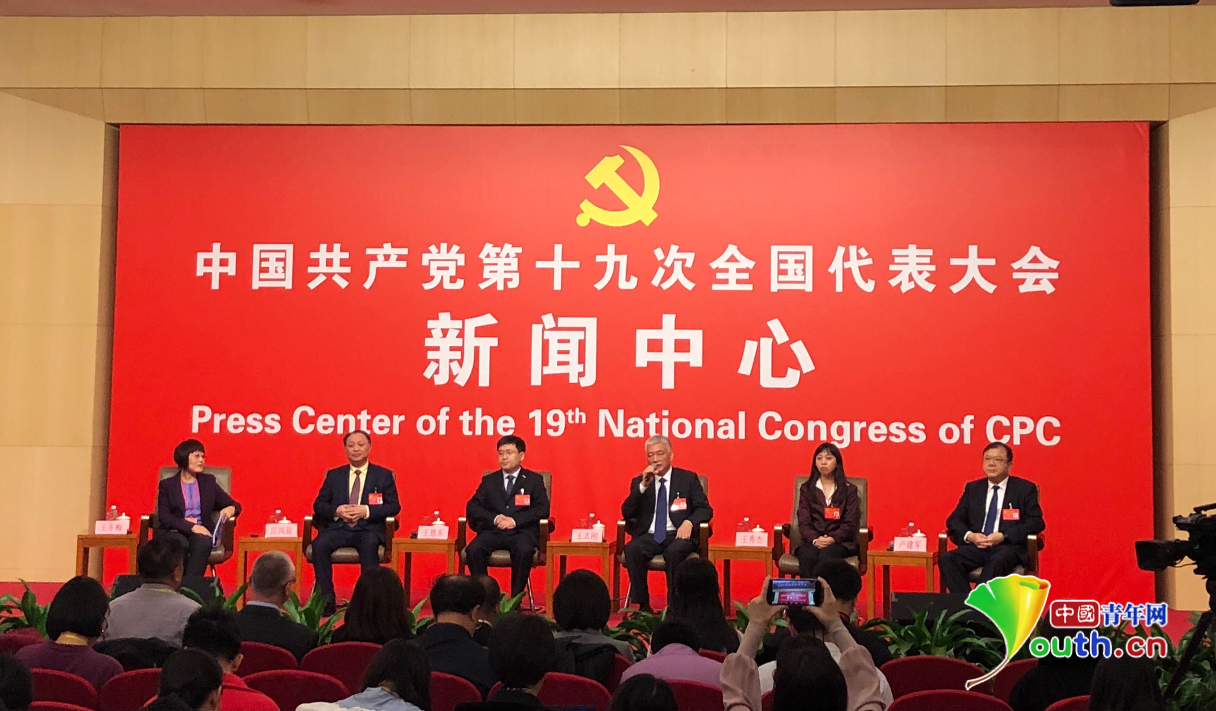 星空体育西汉姆免签门将福德林汉姆,签约两年助力球队防地牢固(西汉姆联为什么不买断林加德)